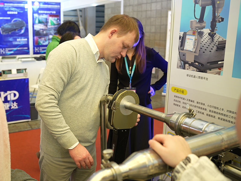 Technology Empowers Data Center Construction: MWelding Technology Debuts Core Welding Solutions at "Shanghai CDCE 2025 International Data Center Exhibition"(pic2)